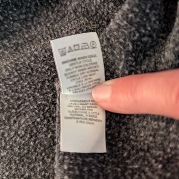 Victoria's Secret wing charm 1/4 zip tunic style sweatshirt fleece lined size sm - Picture 9 of 10